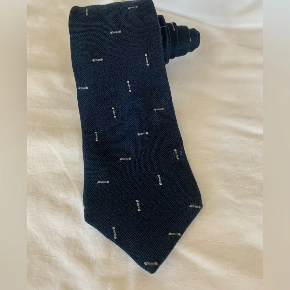 ARMANI COLLEZIONI Italy Navy Silk Tie